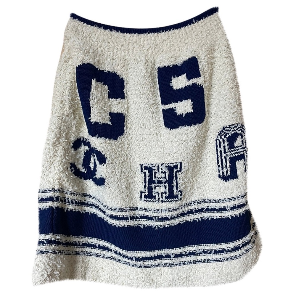 ISO CHANEL SKIRT